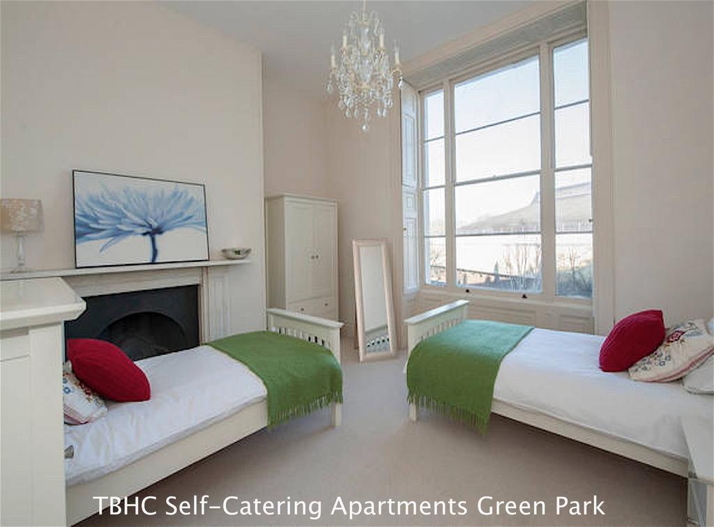 Green Park Apartment Bath Exterior photo